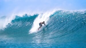 surfing 11600X900-_0000_SURFING 3