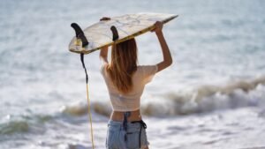 surfing 11600X900-_0004_SURFING 5